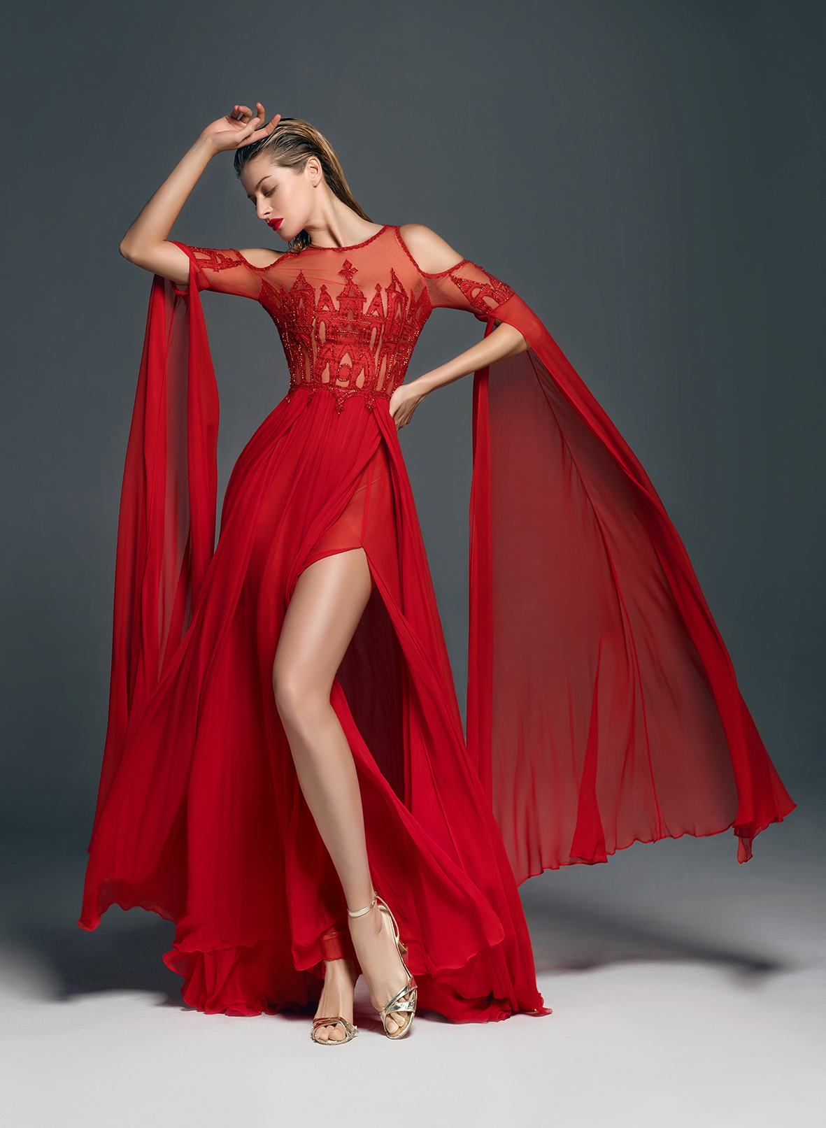 Glam dress in natural silk, red carpet event